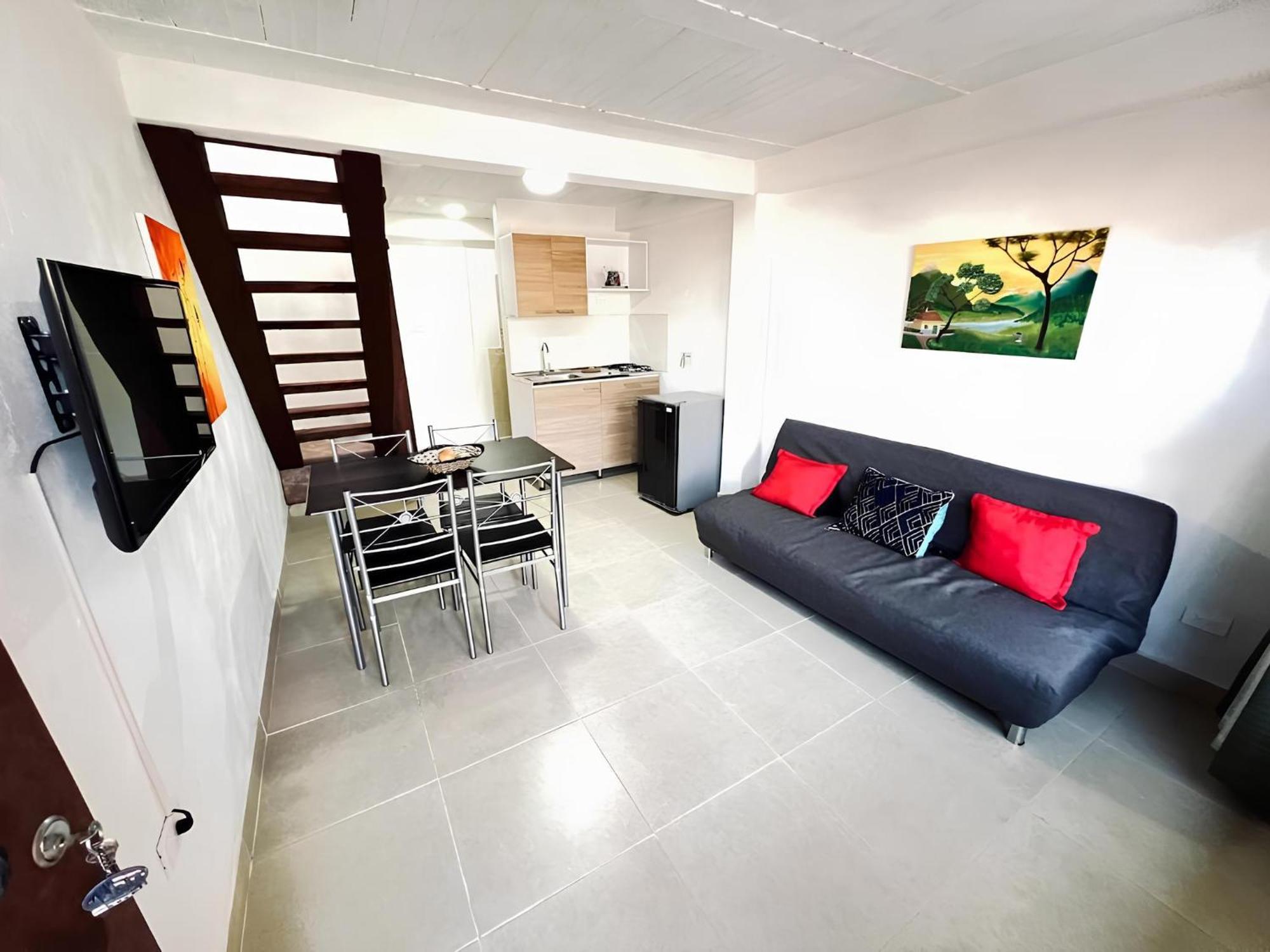 Next To The Airport - Cute Home Rionegro Exterior photo