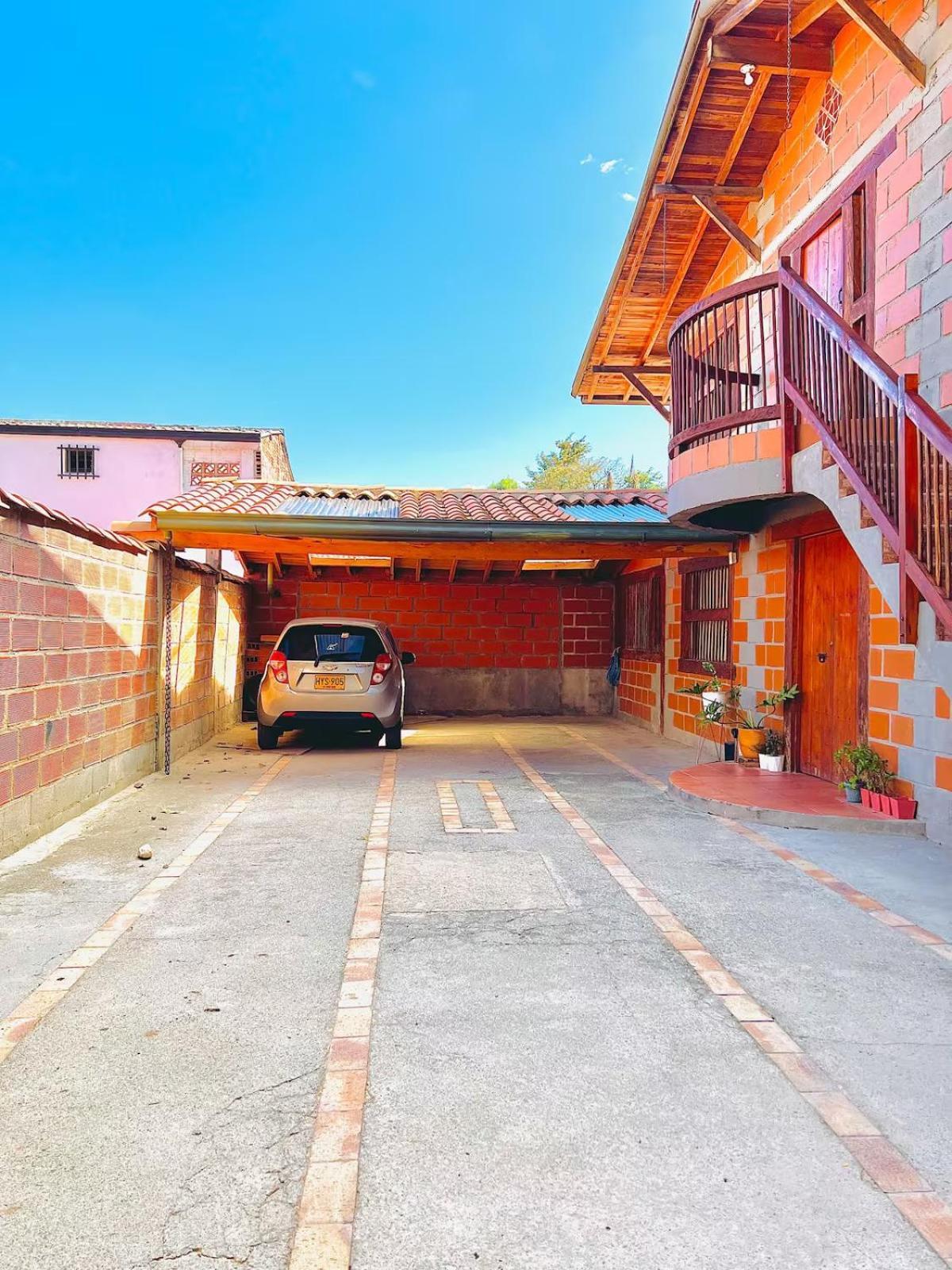 Next To The Airport - Cute Home Rionegro Exterior photo